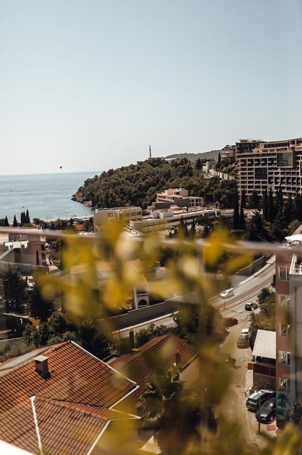 Hotel Lusso Mare By Aycon Budva Exterior photo