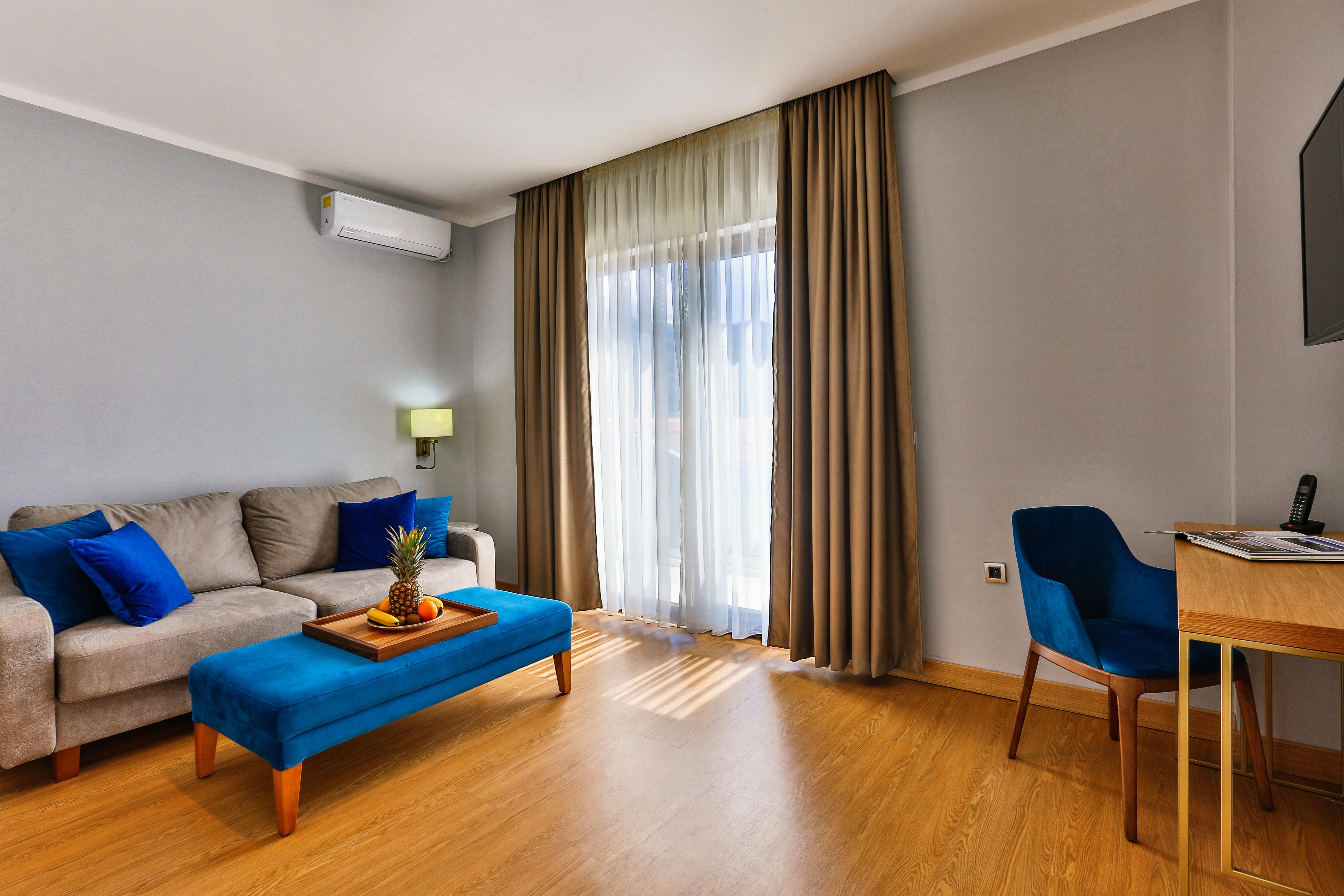 Hotel Lusso Mare By Aycon Budva Exterior photo