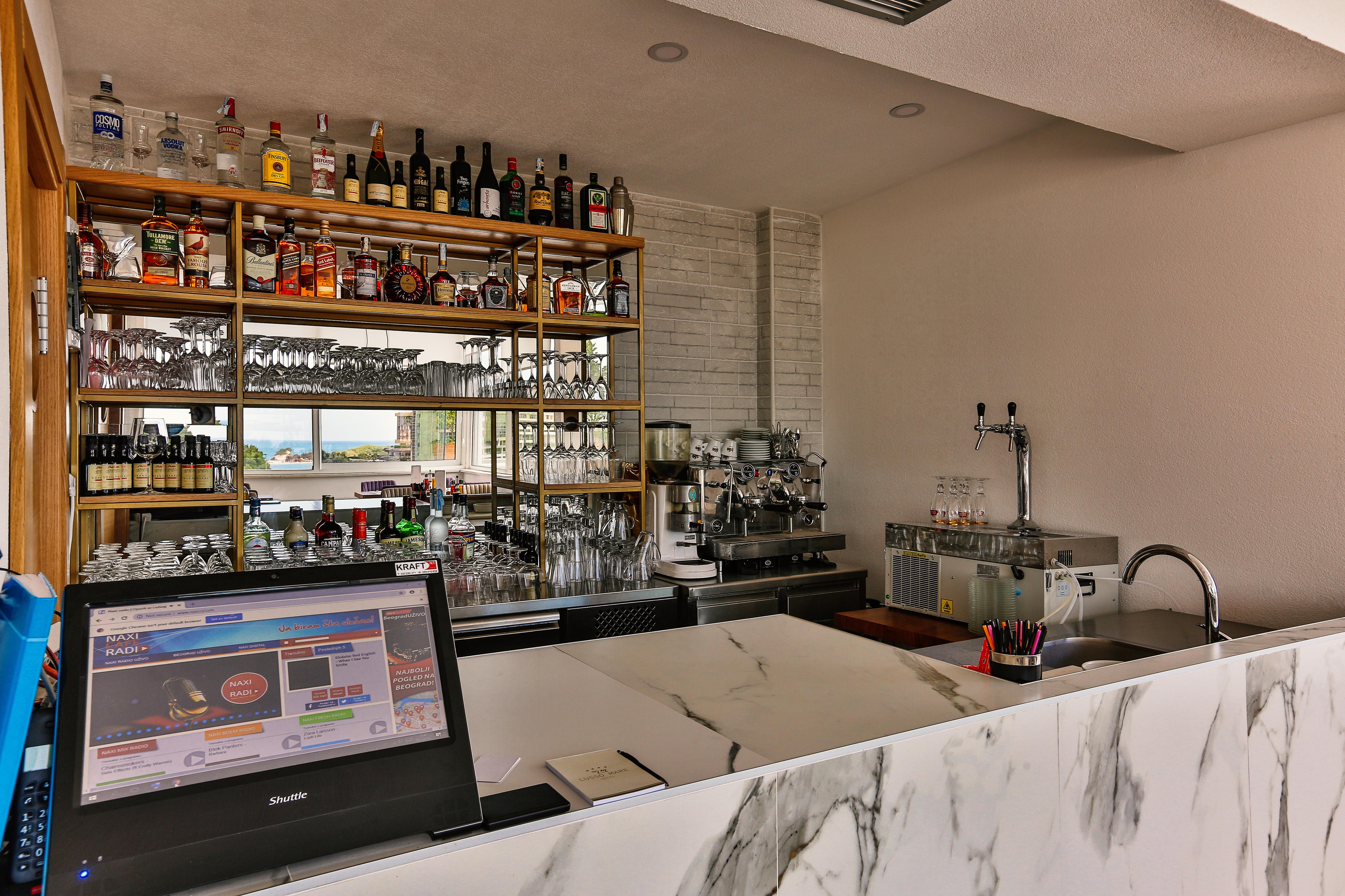 Hotel Lusso Mare By Aycon Budva Exterior photo