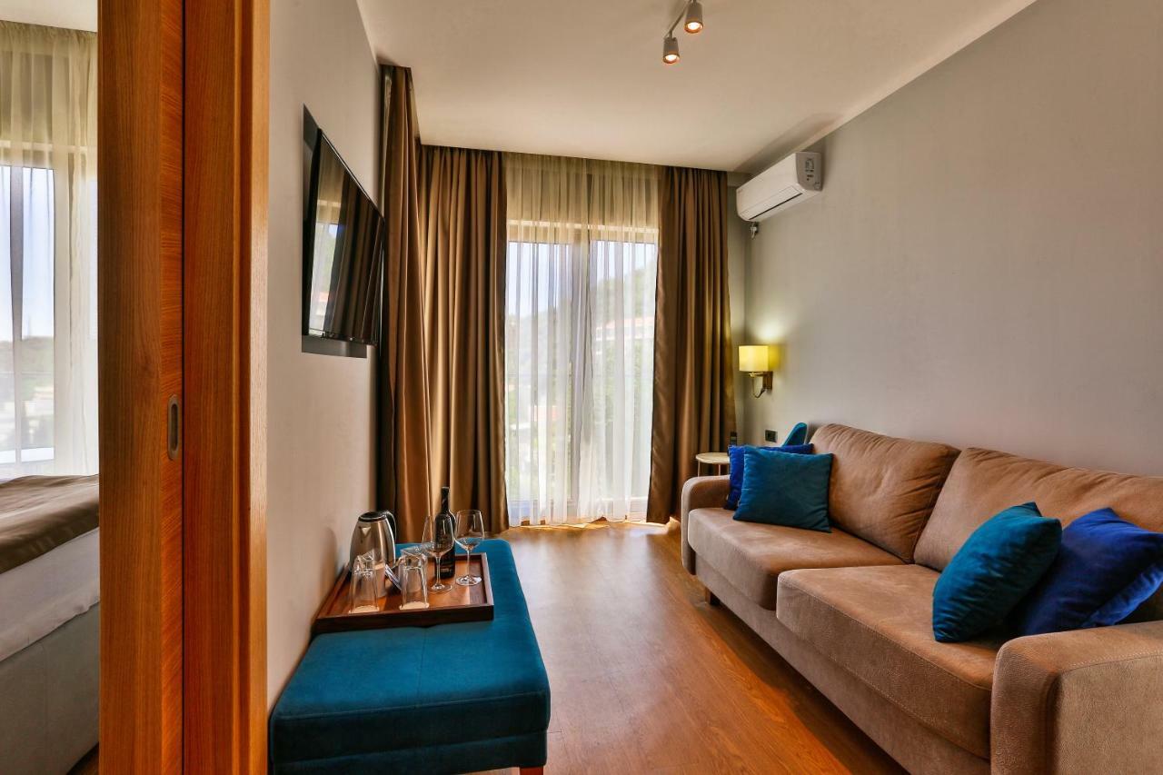 Hotel Lusso Mare By Aycon Budva Exterior photo